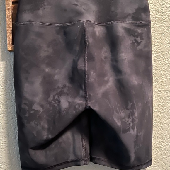 Alo - Picture 2 of 3